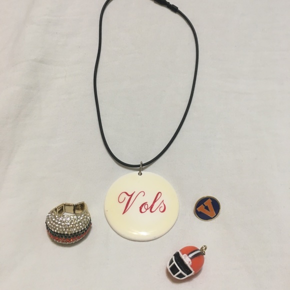Tennessee Vols state necklace & football jewelry - Picture 6 of 6
